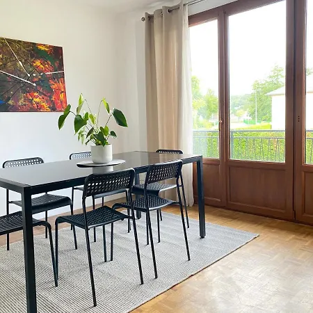 Willa Maison Chaleureuse Avec Un Grand Jardin *