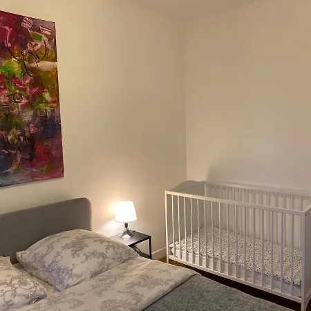 Maison Chaleureuse Avec Un Grand Jardin La Bonneville